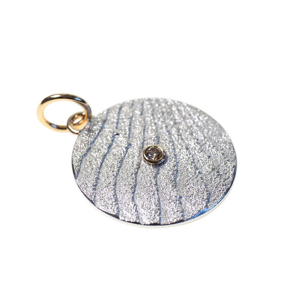 Diamond disc textured pendant