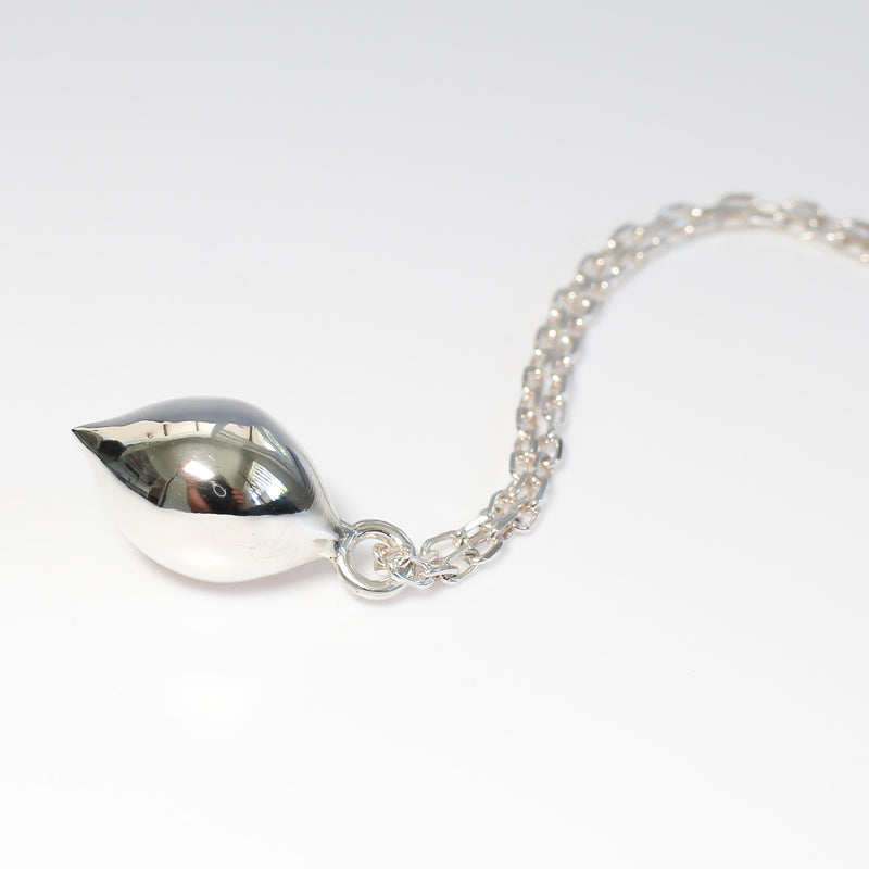 Sterling silver kelp pod pendant on fine sterling silver chain by jewellery designer Tamahra Prowse.