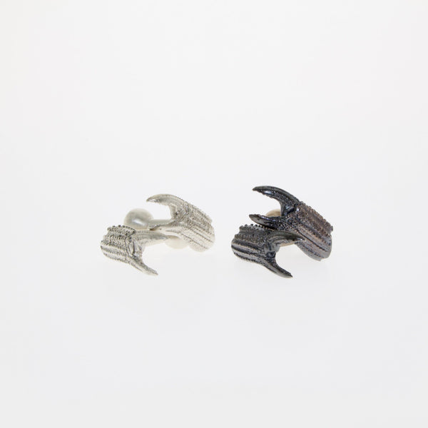 Tamahra Prowse jewellery design. Sterling silver crab claw cufflinks.