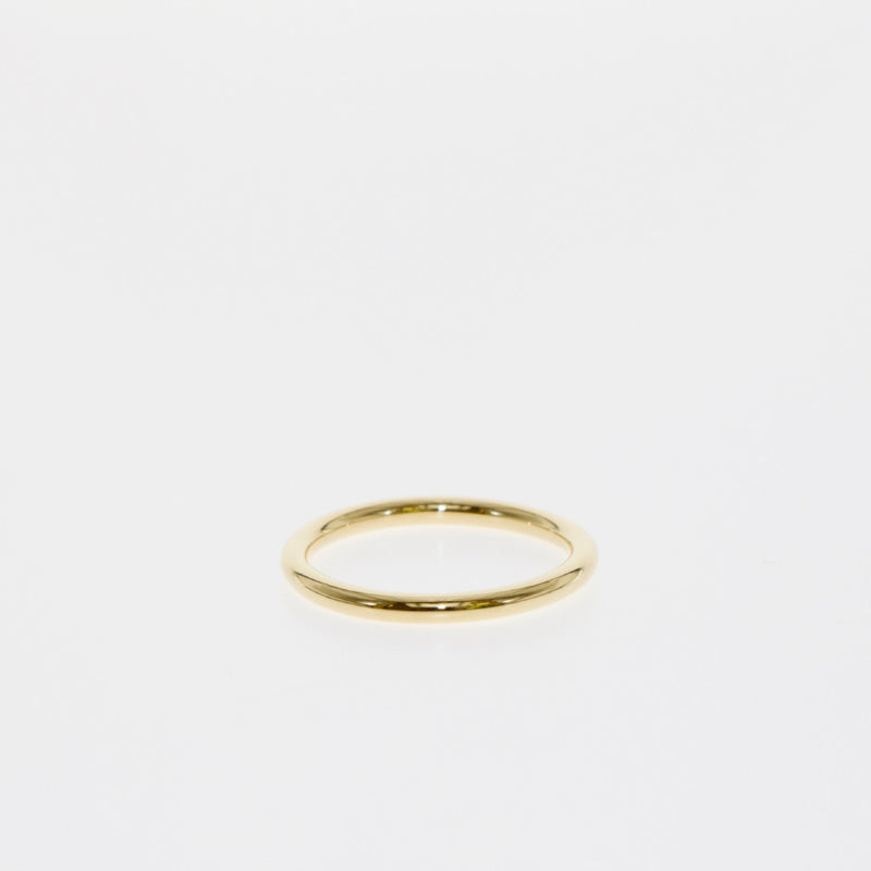 Tamahra Prowse jewellery design. 18 carat gold stacking ring.