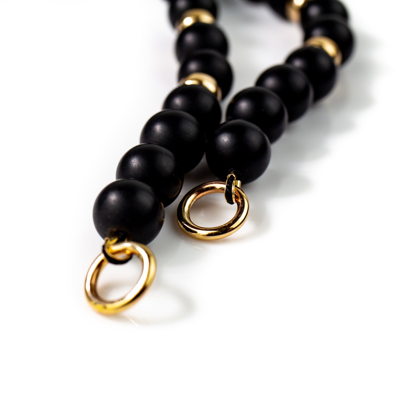 CRAFTD London ネックレス MATTE ONYX BEADED NECKLACE Matte Onyx Beaded Necklace (Gold)